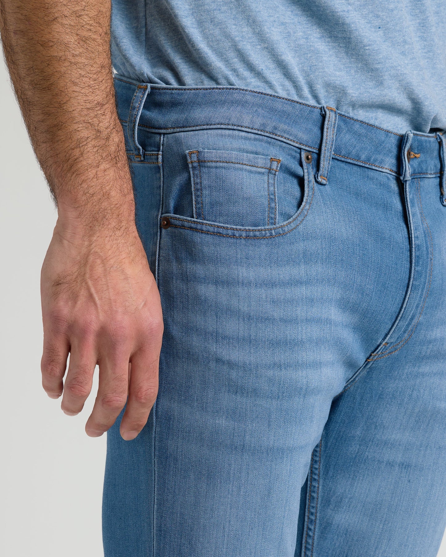 Pantory Medium Indigo Wash Straight Stretch Jeans