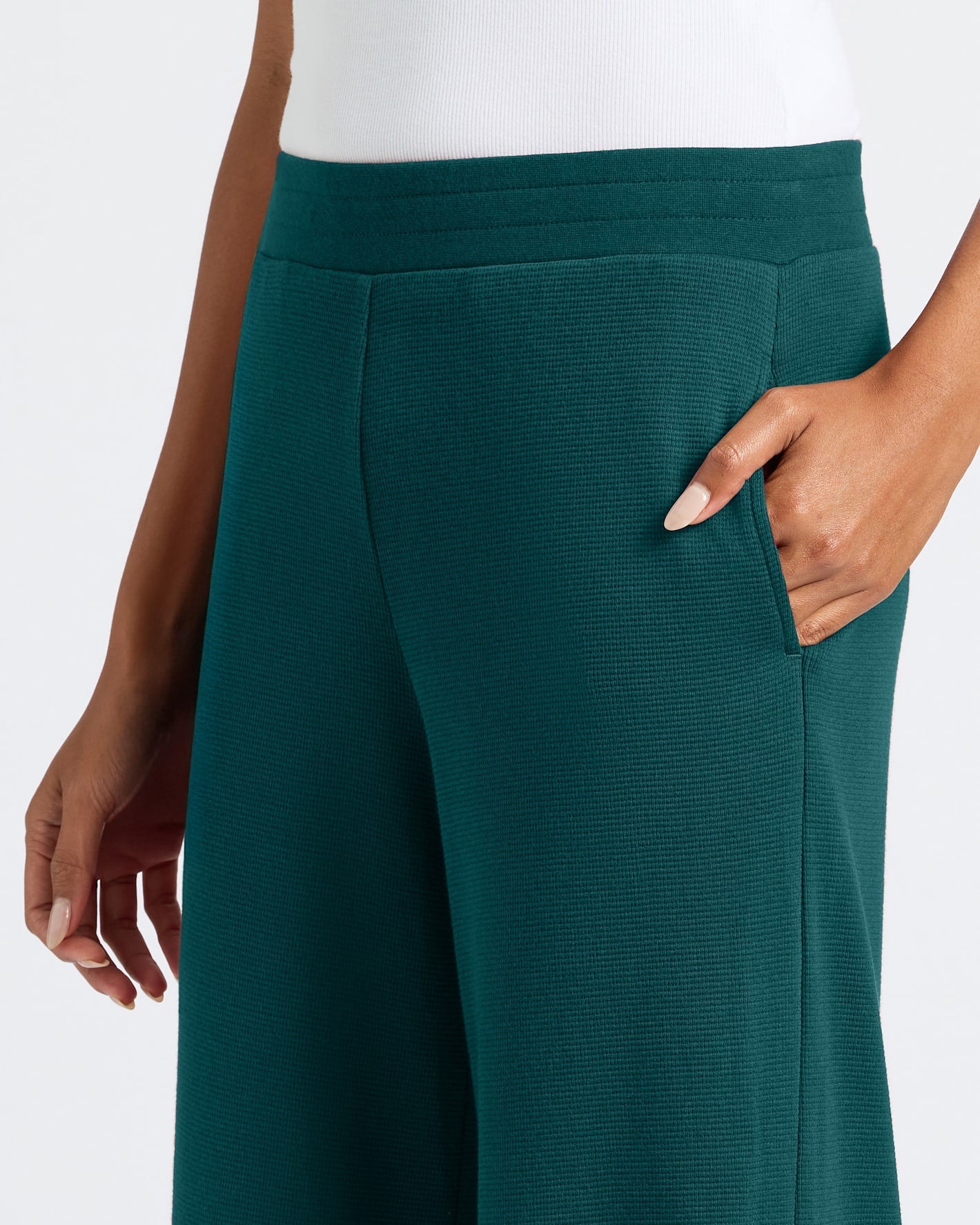 Pantory Women's Deep Emerald Waffle Wide Leg Pants